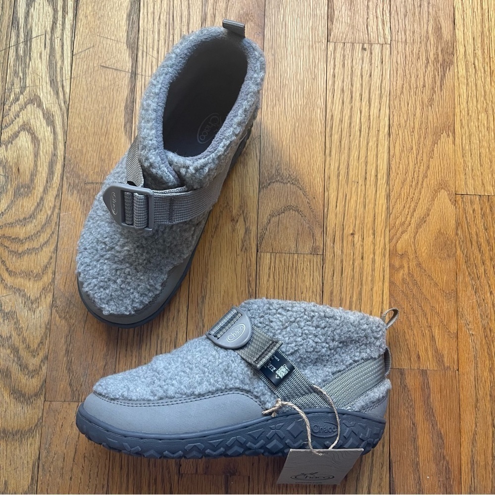 NEW Chaco Kids Ramble Fluff Boots JCH180350 Light Grey Size 3 NWT